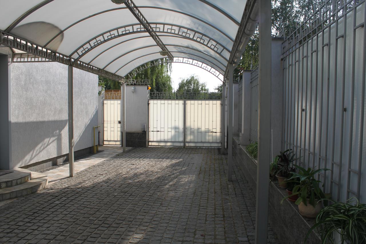 فندق Bortnichi House كييف المظهر الخارجي الصورة